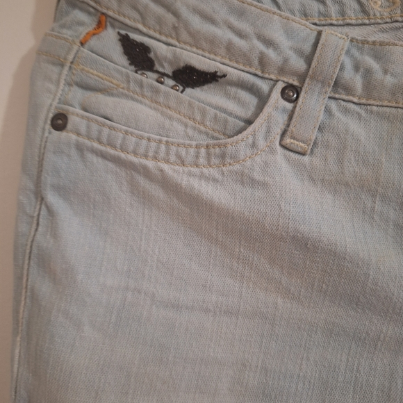 Robins Jeans - Picture 2 of 4
